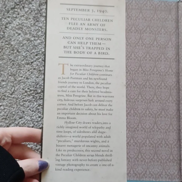 Hollow city - Picture 2 of 3